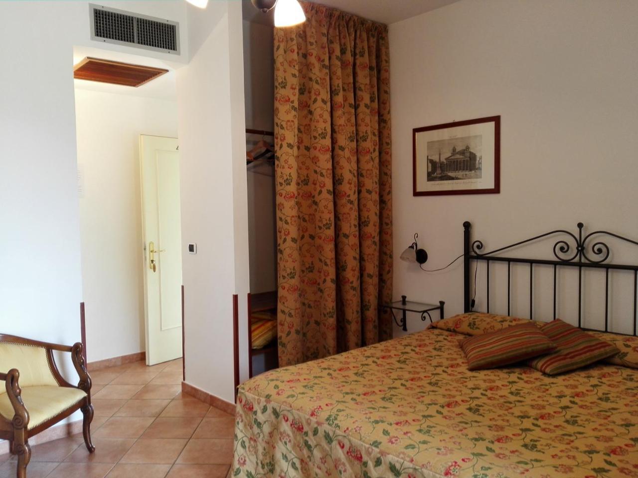 Tenuta Di Pietra Porzia Monte Porzio Catone Exterior photo