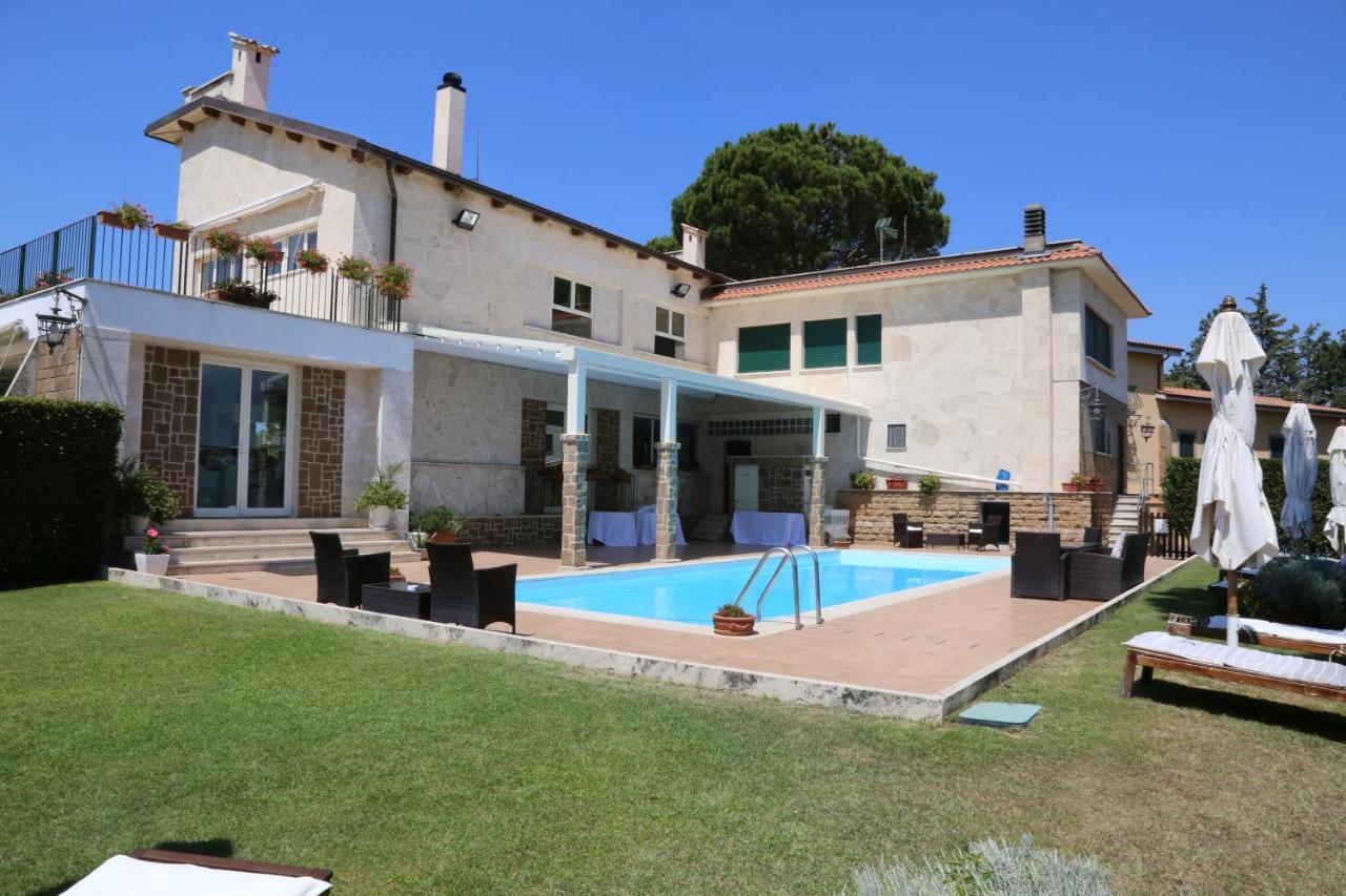 Tenuta Di Pietra Porzia Monte Porzio Catone Exterior photo